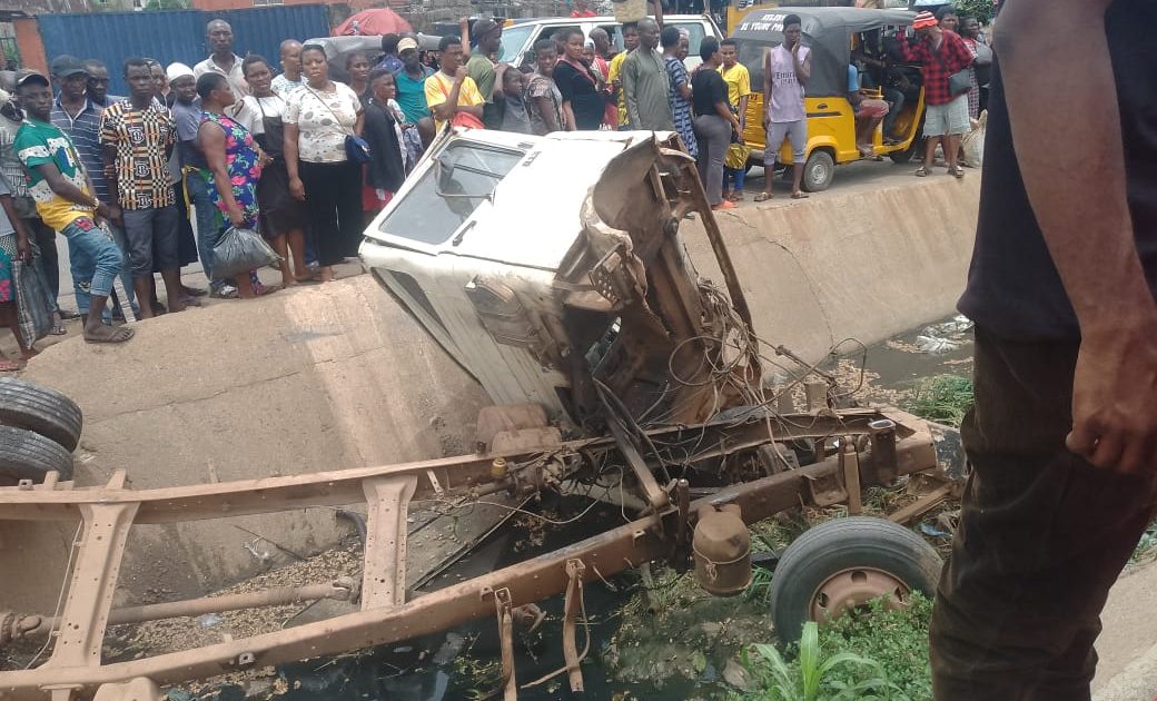 Towing truck kills woman in Anambra crash