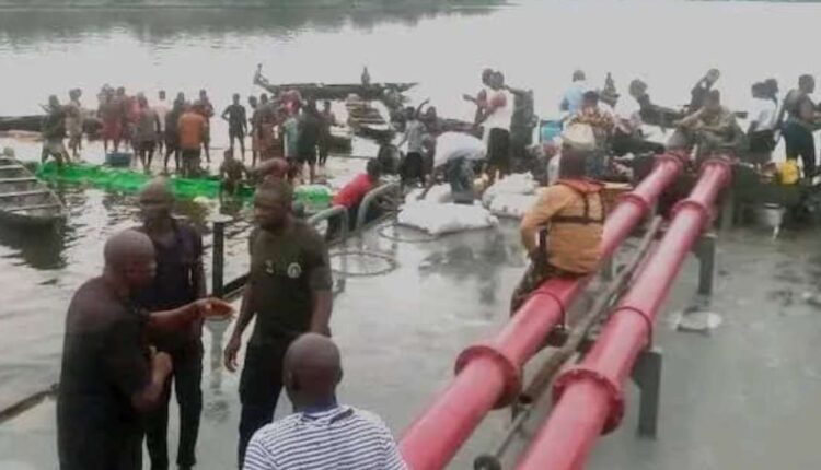 Nigerian Navy rescues 99 passengers